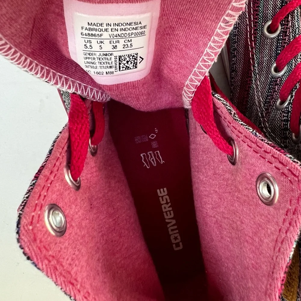 CONVERSE "CHUCK TAYLOR" CT HI in colors BERRY PINK JUNIOR 5.5 - Picture 12 of 14